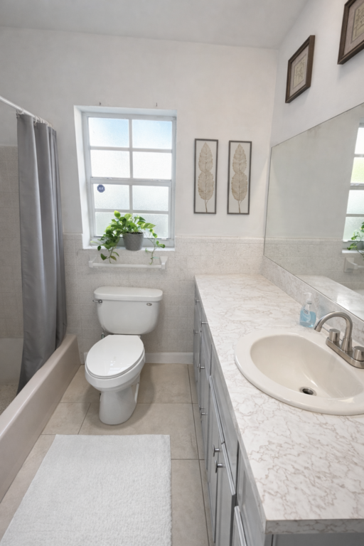 09DDE135-A375-466A-BF6C-5F00FF4DCBA7