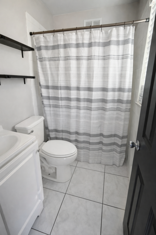 1C30080B-51EF-42B7-BFA5-0396AC0DAC32