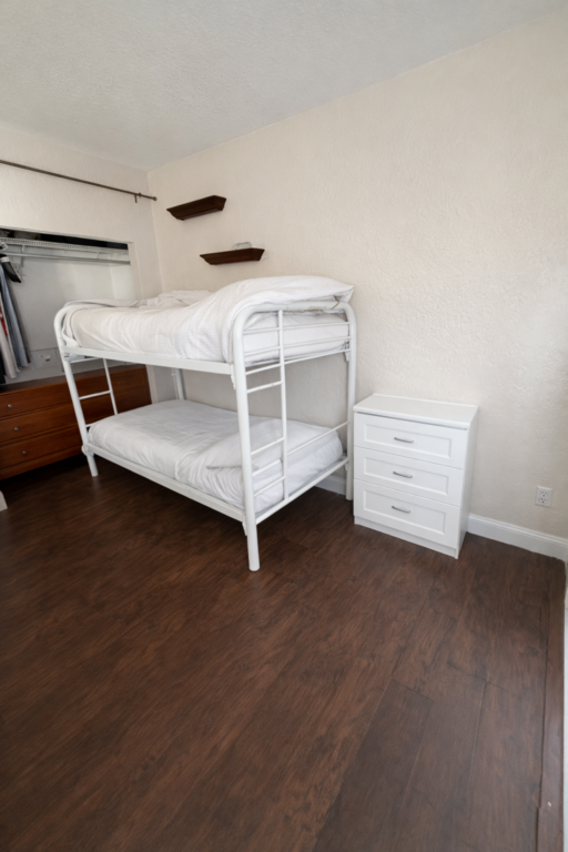 7B6B53B0-9B3E-4DAE-A0DE-638F6A6DD10C