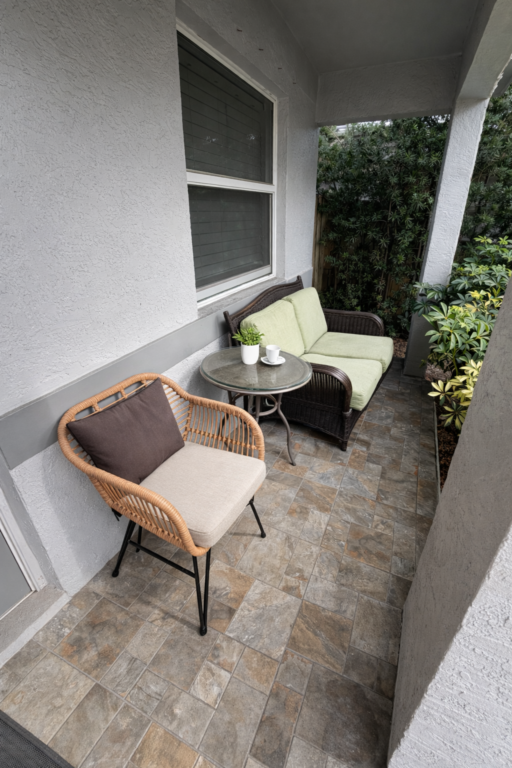 C9F6EC0B-15A2-4C55-955C-1537CD578A33